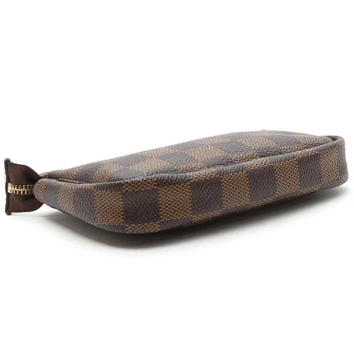 Pochette Louis Vuitton  Pochette accessoires mini  en toile damier ébène - Detail D4