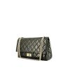 Chanel  Chanel 2.55 handbag  in black quilted iridescent leather - 00pp thumbnail
