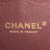 Bolso bandolera Chanel  Timeless Maxi Jumbo en cuero acolchado negro - Detail D4 thumbnail