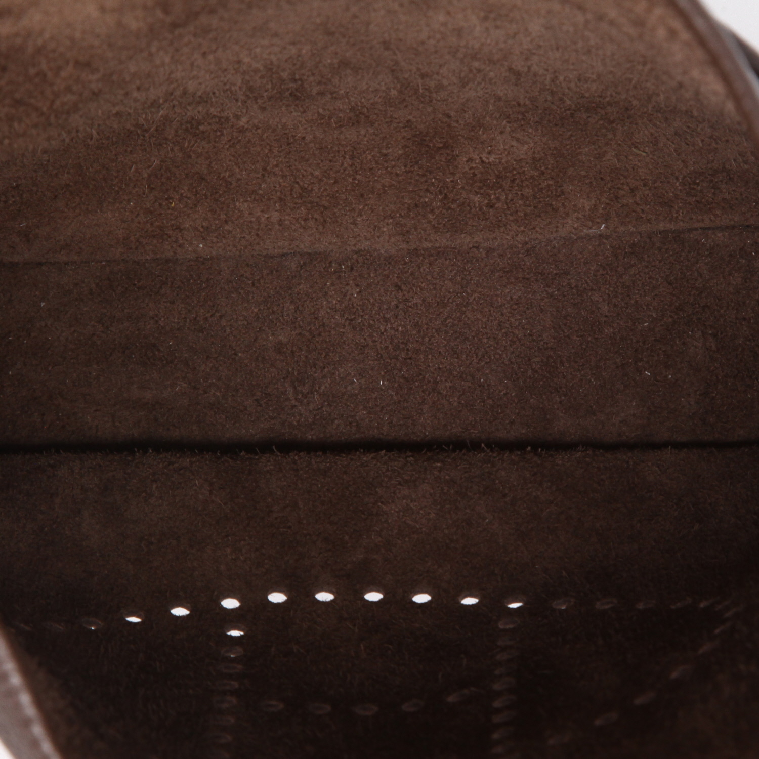 Sac bandoulière Hermès  Evelyne en cuir togo marron Café - Detail D8