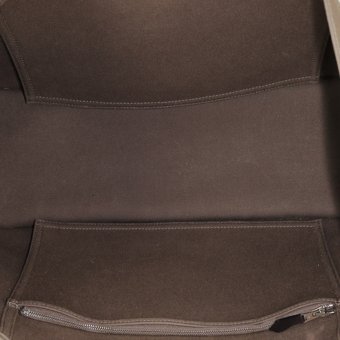 Sac cabas Hermès  Cabag en toile taupe et vache Hunter marron - Detail D3