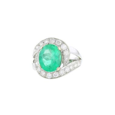 Anello Vintage  in oro bianco, smeraldo e diamanti