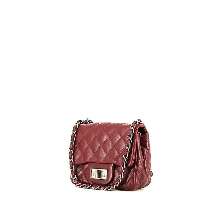 Chanel  Chanel 2.55 handbag  in burgundy quilted leather - 00pp