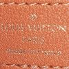 Bolso bandolera Louis Vuitton  Locky BB en lona Monogram marrón y cuero marrón - Detail D5 thumbnail