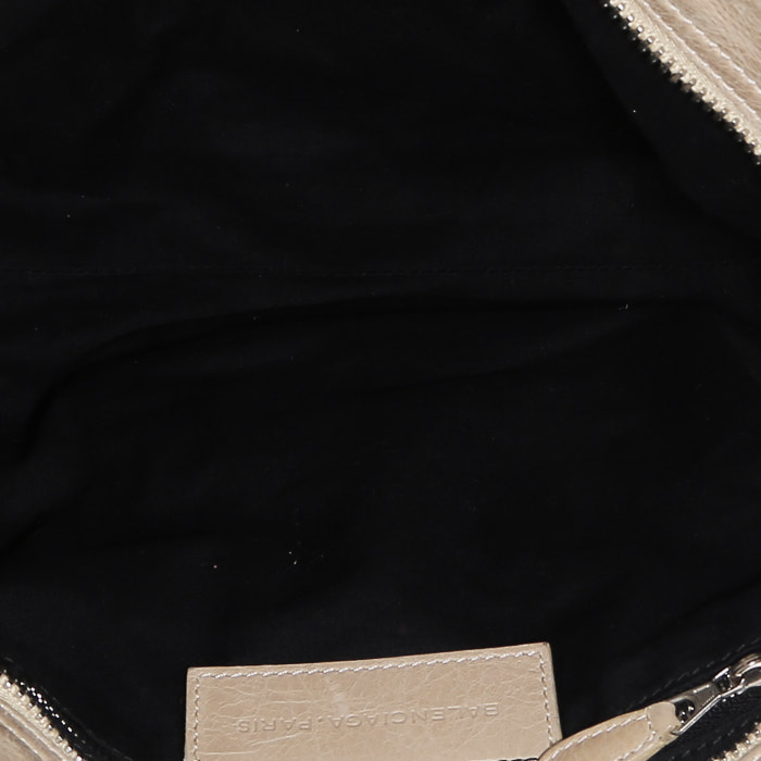 Bolso de mano Balenciaga  City en cuero beige - Detail D3