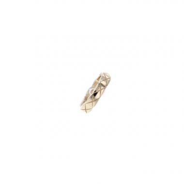 Bijou d'oreille Chanel Coco Crush en or beige