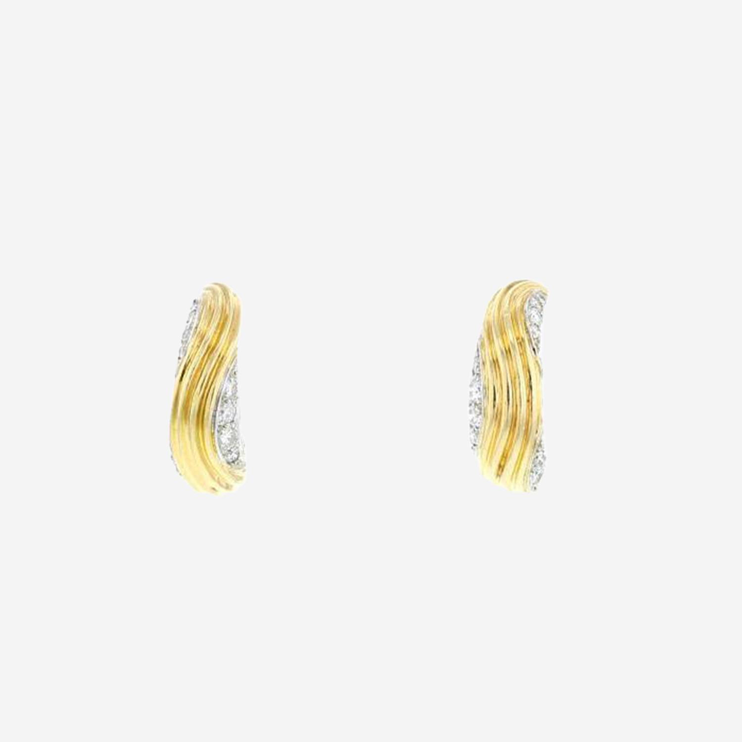 Pendientes con clip Vintage  de oro amarillo, oro blanco y diamantes