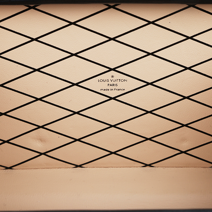 Louis Vuitton  Petite Malle trunk  in grey epi leather  and black leather - Detail D2