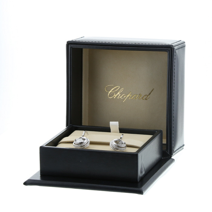 Orecchini Chopard Happy Emotions in oro bianco e diamanti - Detail D2