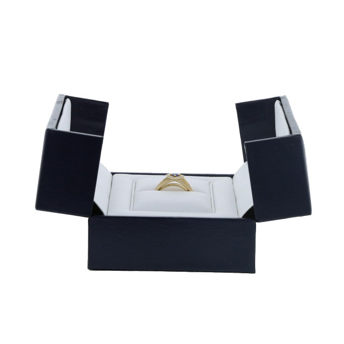 Mauboussin Dream and Love ring in yellow gold, sapphire and diamonds - Detail D2