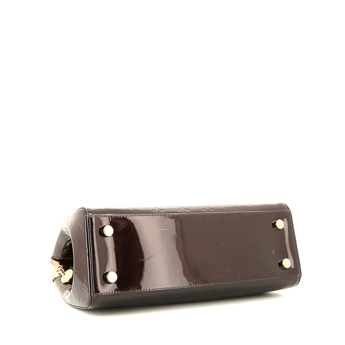 Bolso de mano Louis Vuitton  Brea en charol Monogram color burdeos y cuero natural - Detail D5