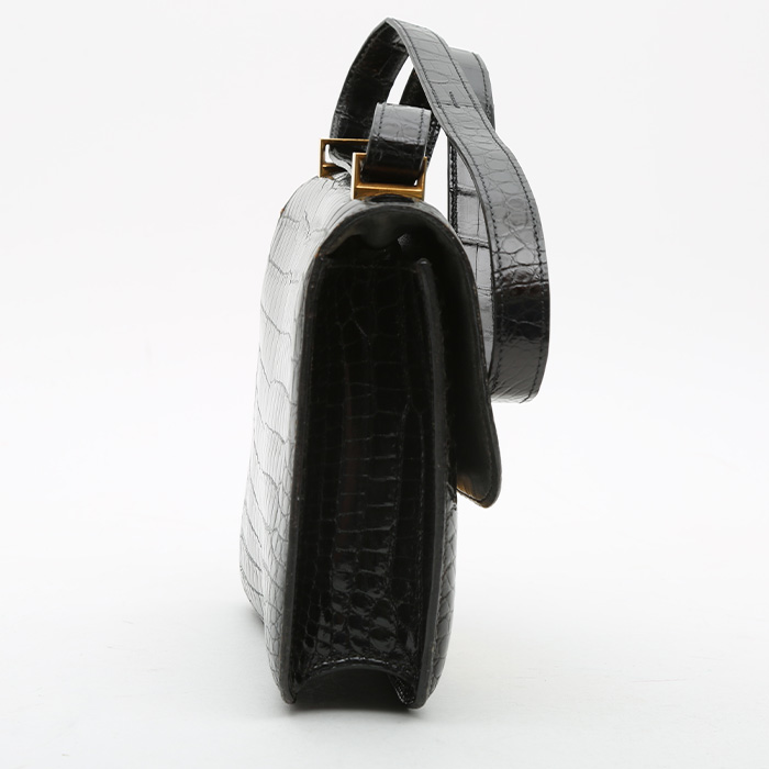 Bolso de mano Hermès  Constance en cocodrilo niloticus negro - Detail D5