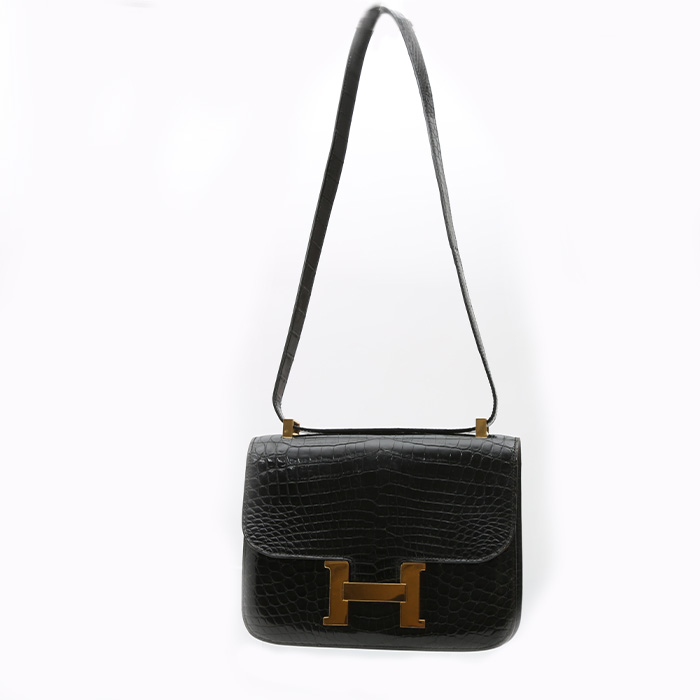 Bolso de mano Hermès  Constance en cocodrilo niloticus negro - Detail D8