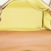 Hermès  Kelly 28 cm handbag  in gold togo leather - Detail D3 thumbnail