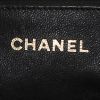 Bolso para llevar al hombro o en la mano Chanel  Mademoiselle en cocodrilo negro - Detail D3 thumbnail