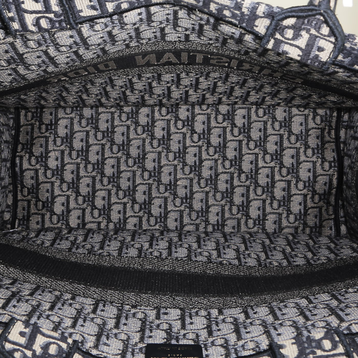 Bolso Cabás Dior  Book Tote en lona Monogram Oblique azul y beige - Detail D2