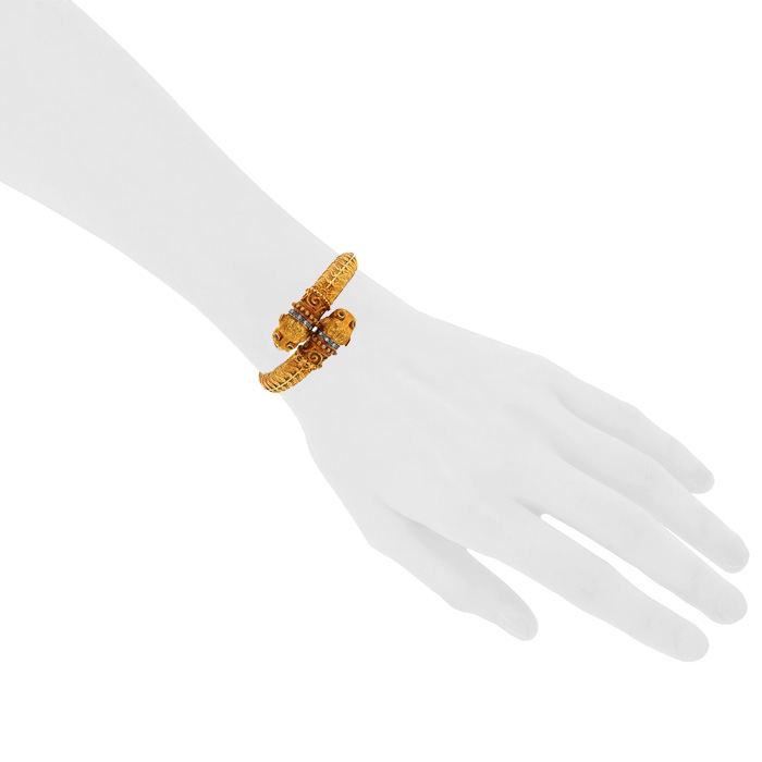 Bracciale apribile Lalaounis Animal Head in oro giallo, diamanti e rubini - Detail D1