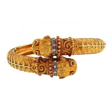 Brazalete que se puede abrir Lalaounis Animal Head de oro amarillo, diamantes y rubíes