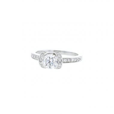 Tiffany & Co Ribbon ring in platinium and diamonds