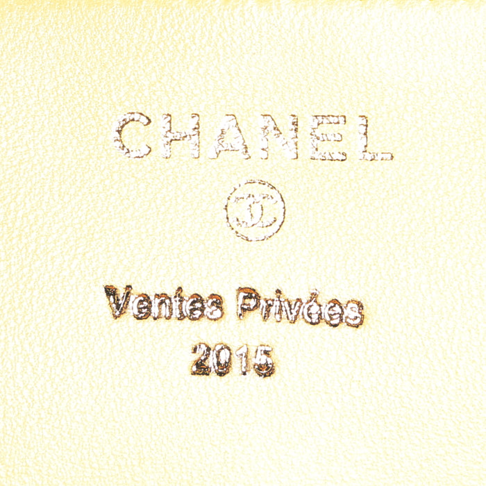 Bolso/bolsito Chanel  Wallet on Chain en cuero acolchado amarillo - Detail D3