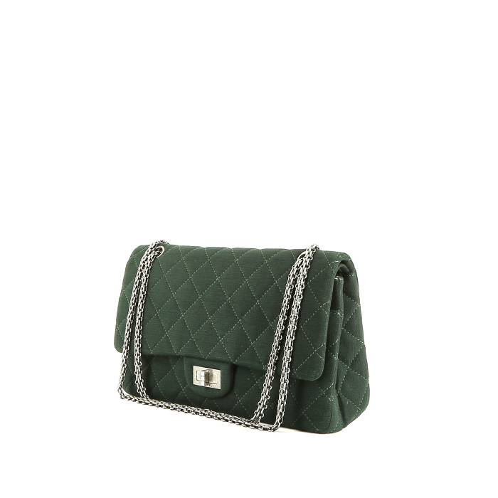 Chanel  Chanel 2.55 shoulder bag  in green quilted canvas - 00pp