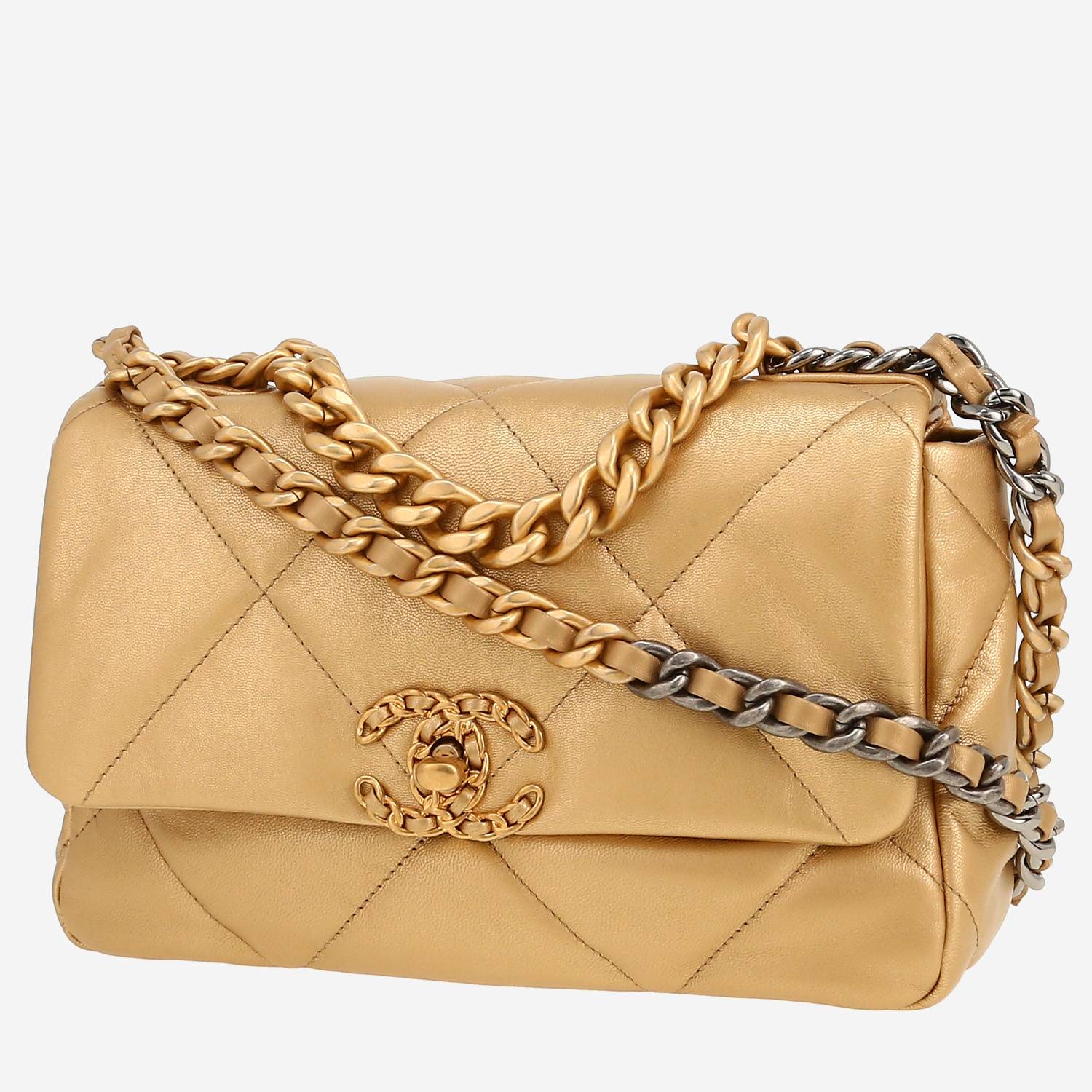 Chanel  19 shoulder bag  in gold quilted leather