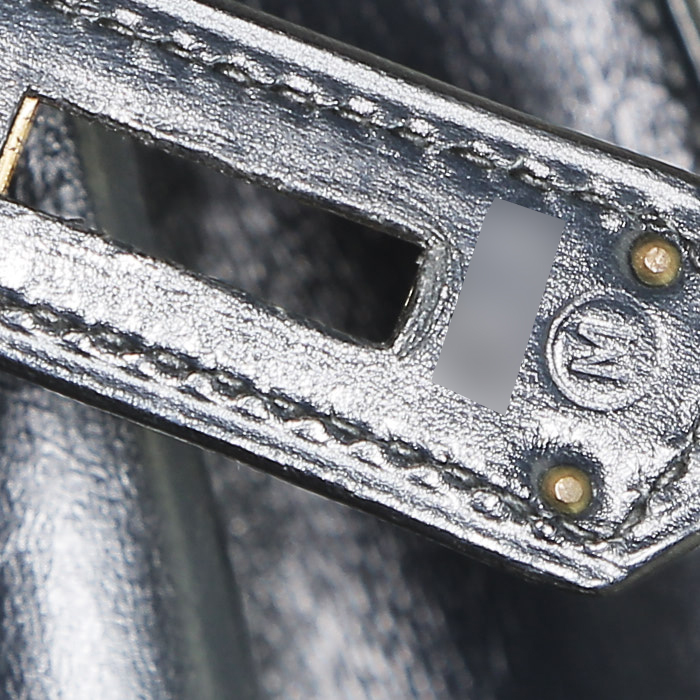 Hermès  Kelly 32 cm handbag  in navy blue, red and green box leather - Detail D5