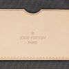 Maleta flexible Louis Vuitton  Pegase en lona Monogram marrón y cuero natural - Detail D3 thumbnail