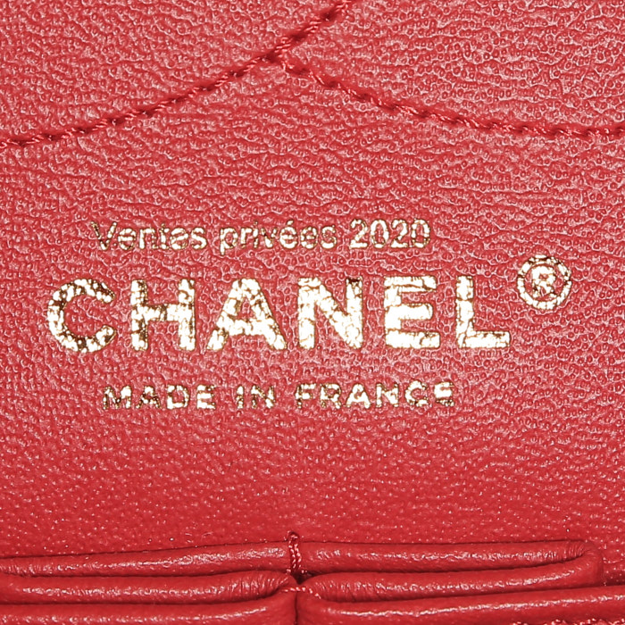 Bolso de mano Chanel 2.55 modelo grande  en cuero acolchado rojo - Detail D4