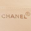 Bolso de mano Chanel  Vintage en cuero acolchado beige - Detail D3 thumbnail