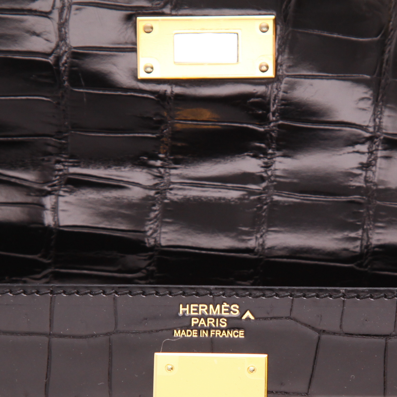 Hermès  Kelly 32 cm handbag  in black porosus crocodile - Detail D2