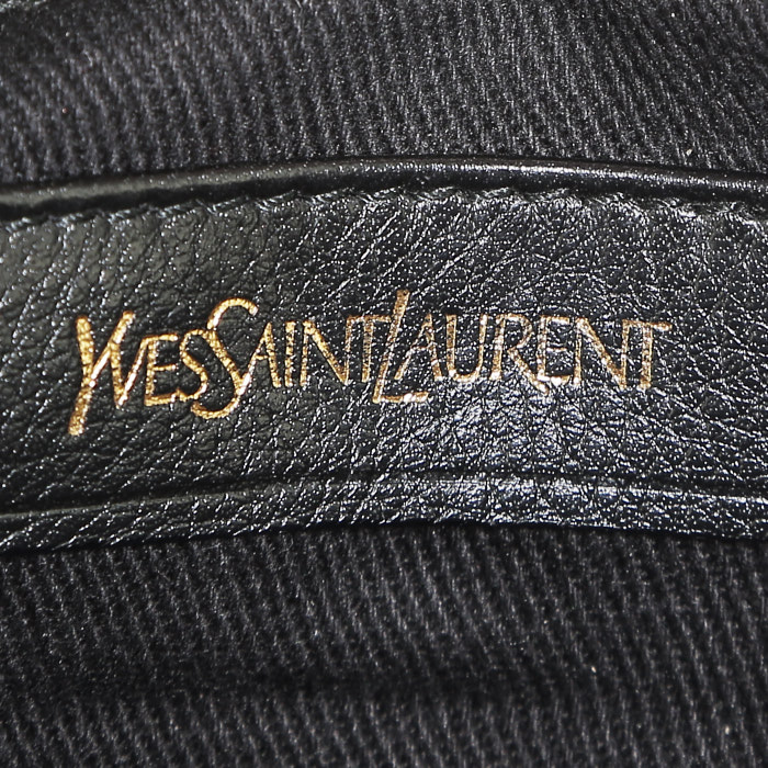 Bolso de mano Saint Laurent  Muse Two modelo grande  en cuero granulado negro - Detail D3