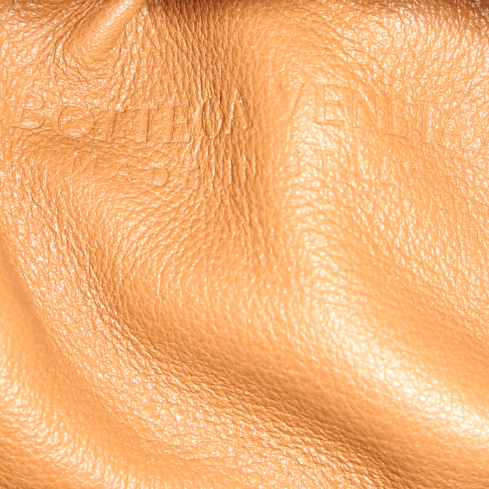 Borsa Bottega Veneta  Shoulder Pouch in pelle marrone - Detail D3