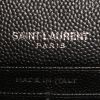 Saint Laurent  Wallet on Chain shoulder bag  in black grained leather - Detail D3 thumbnail