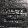 Bolso de mano Loewe   en piel de potro y cuero negro - Detail D3 thumbnail