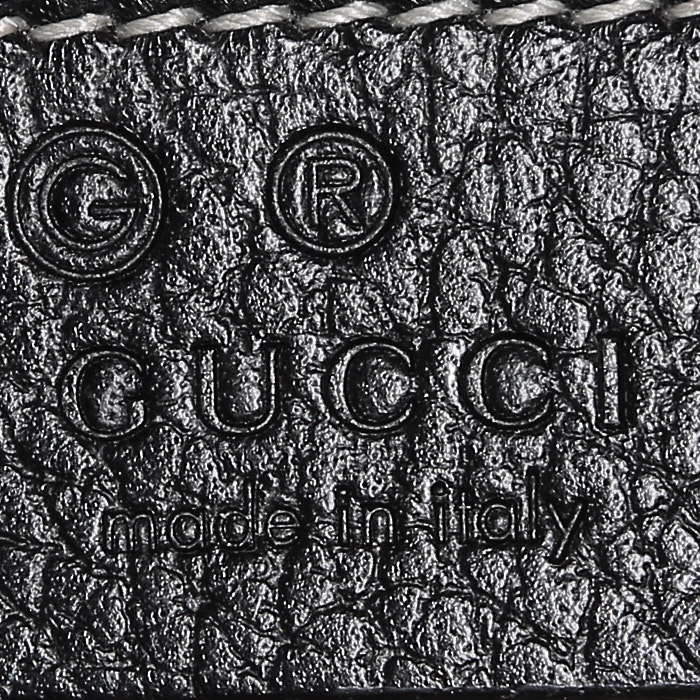 Sac bandoulière Gucci  Interlocking G en cuir grainé noir - Detail D4