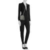 Bolso bandolera Louis Vuitton  Twist modelo grande  en cuero Epi negro - Detail D2 thumbnail