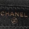 Chanel   shoulder bag  in black patent quilted leather - Detail D3 thumbnail