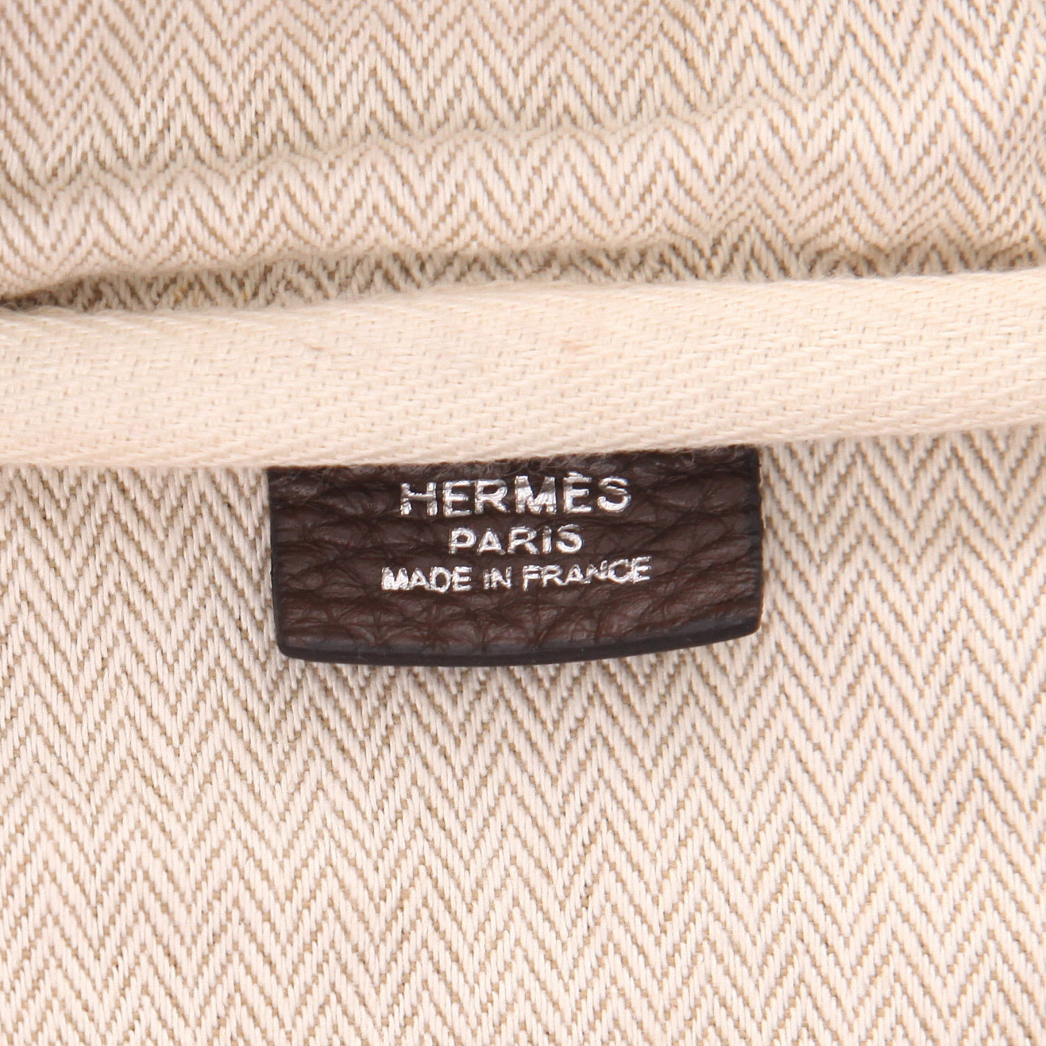 Sac à main Hermès  Victoria en cuir togo marron - Detail D2