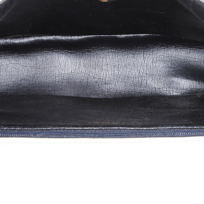 Sac à main Chanel  Vintage en cuir matelassé blanc - Detail D2