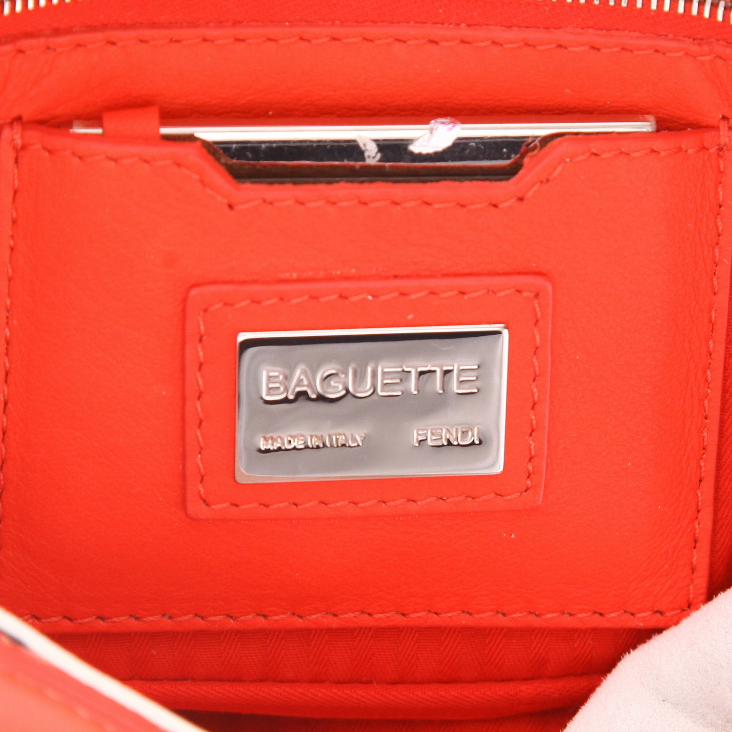 Fendi  Baguette handbag  in red, blue, white and black leather  and black furr - Detail D2