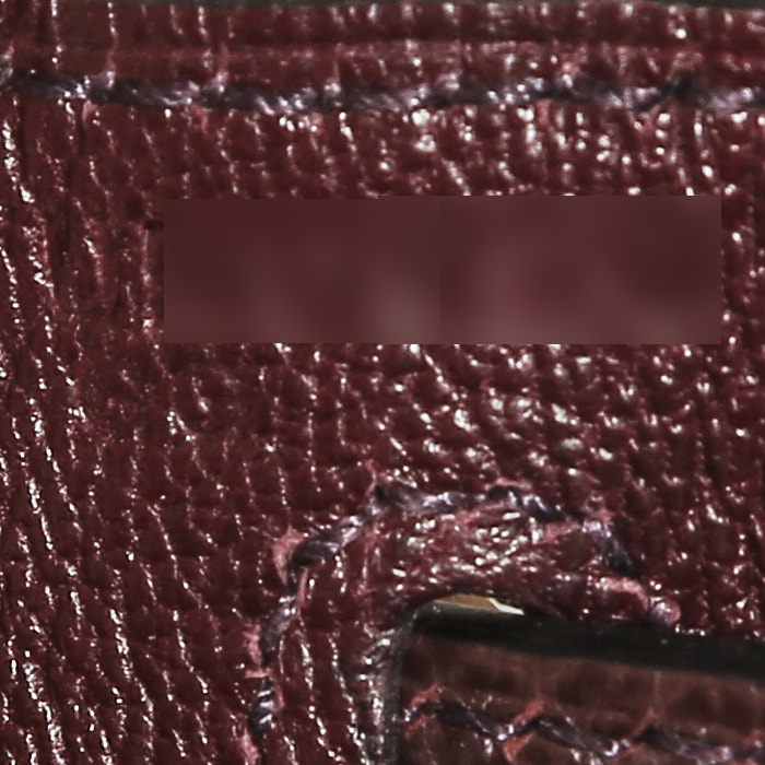 Bolso de mano Hermès  Kelly 28 cm en cuero epsom rojo - Detail D5