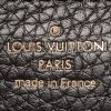 Bolso de mano Louis Vuitton  Capucines BB en cuero taurillon clémence negro - Detail D4 thumbnail