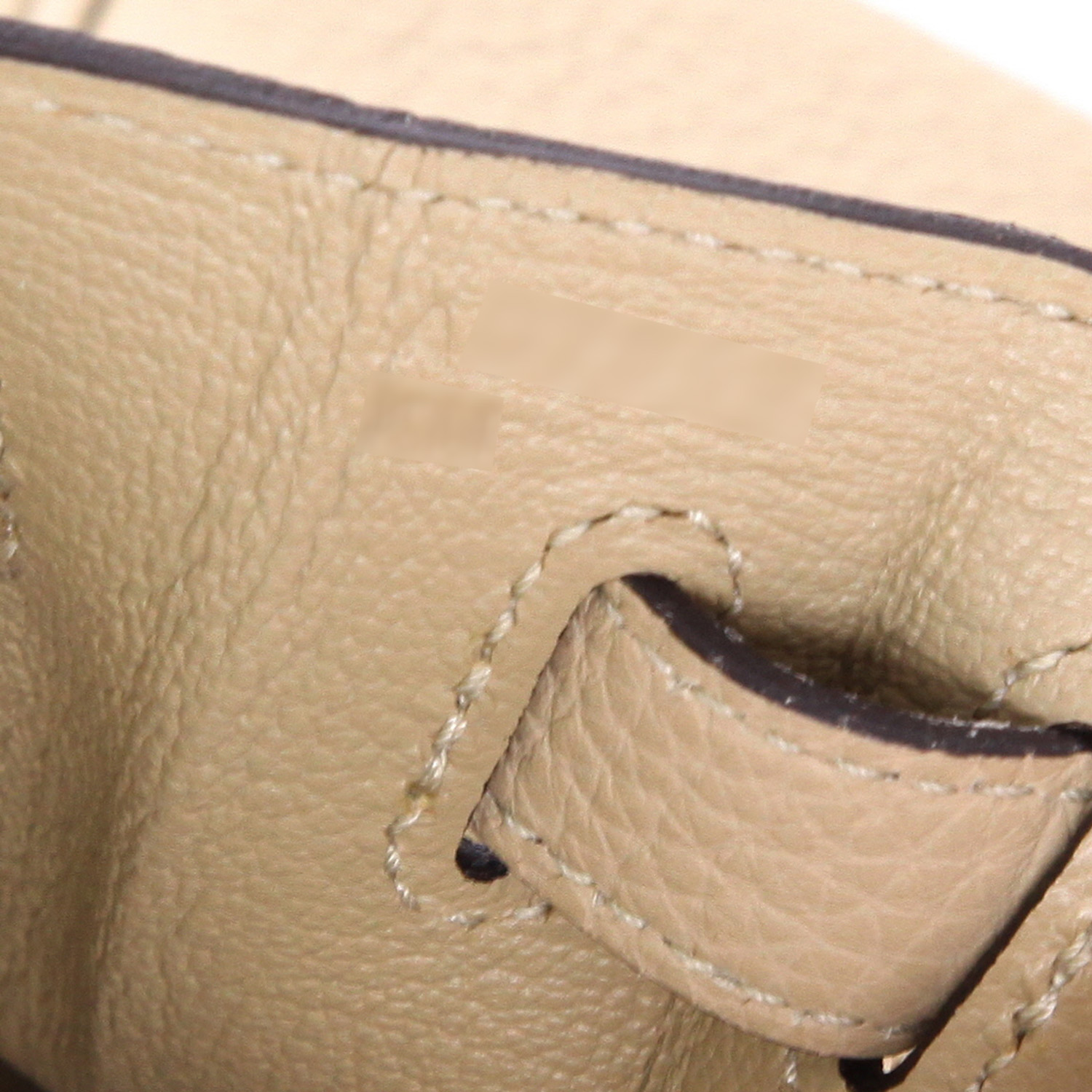 Bolso de mano Hermès  Kelly 32 cm en cuero togo Trench - Detail D4