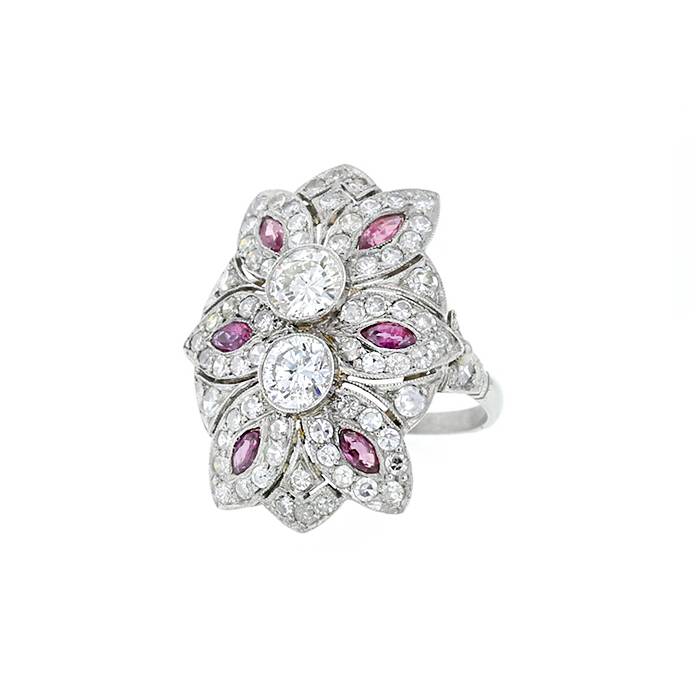 Vintage  ring in platinium, diamonds and ruby - 00pp