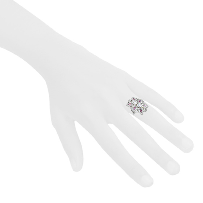 Vintage  ring in platinium, diamonds and ruby - Detail D1