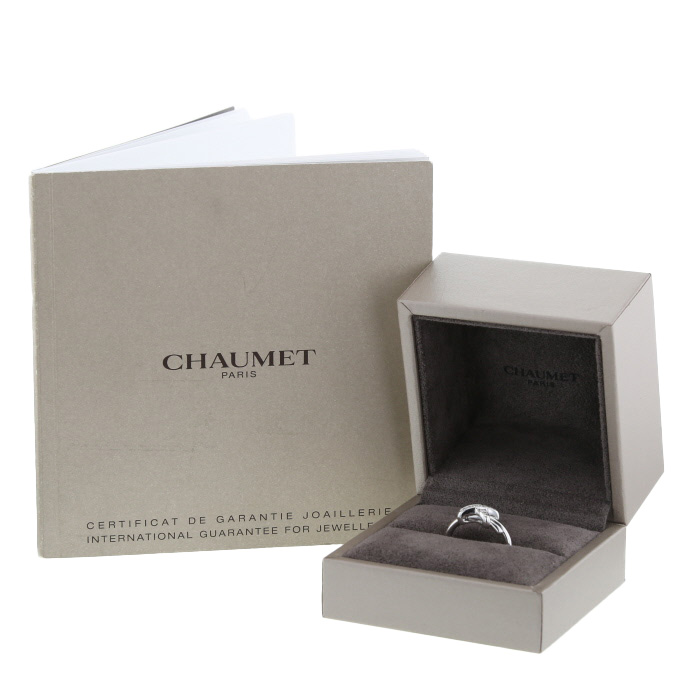 Anello Chaumet Jeux de Liens in oro bianco e diamanti - Detail D2