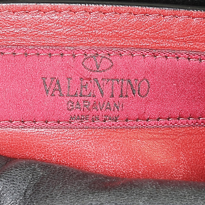 Sac à dos Valentino Garavani  Rockstud en cuir matelassé noir - Detail D3