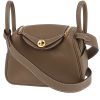 Hermès  Lindy handbag  in etoupe togo leather - 00pp thumbnail