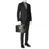 Porta-documentos Louis Vuitton  Robusto en cuero taiga negro - Detail D1 thumbnail